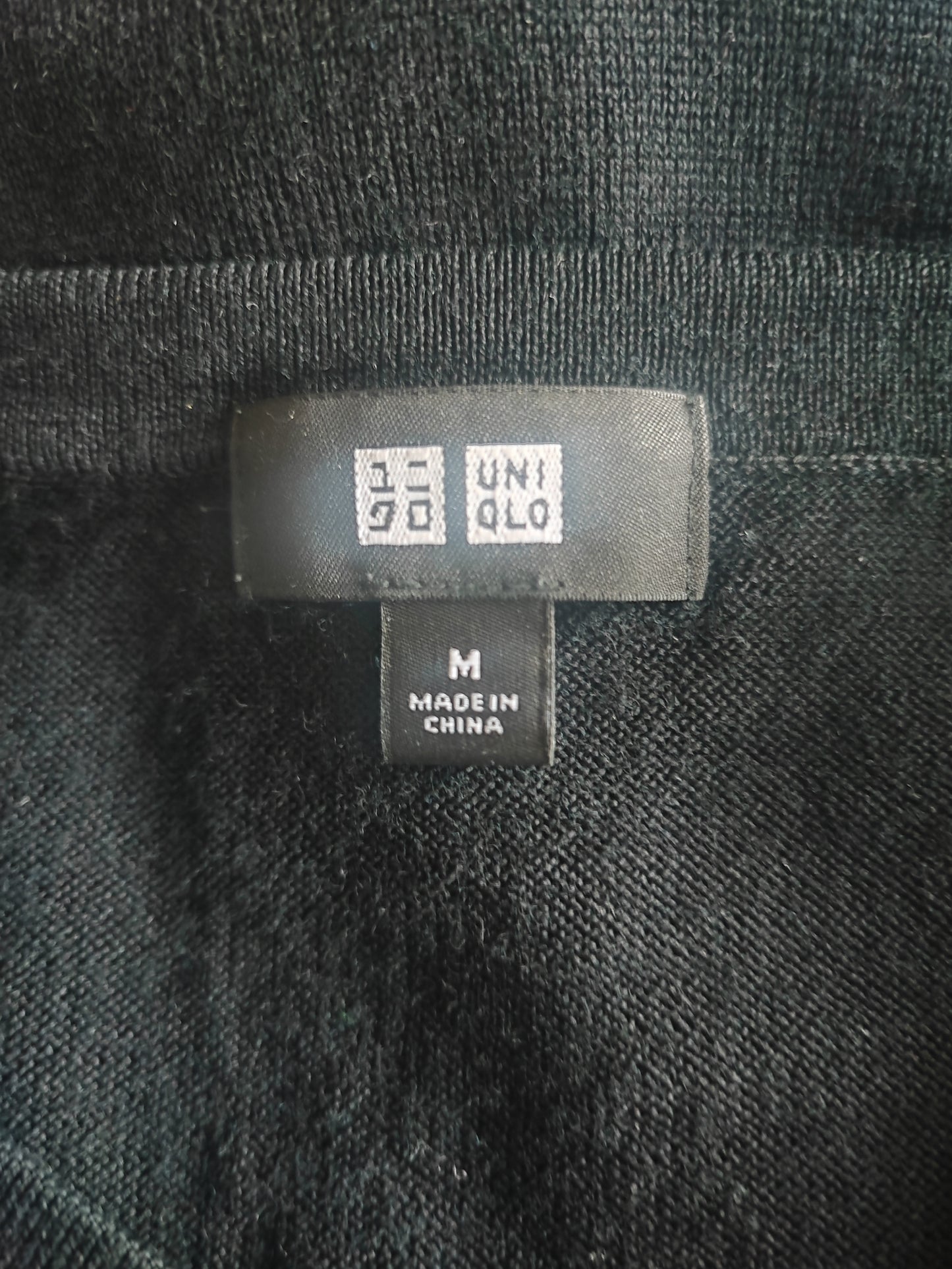 Pullover Schurwolle schwarz Gr. M / Modell 21