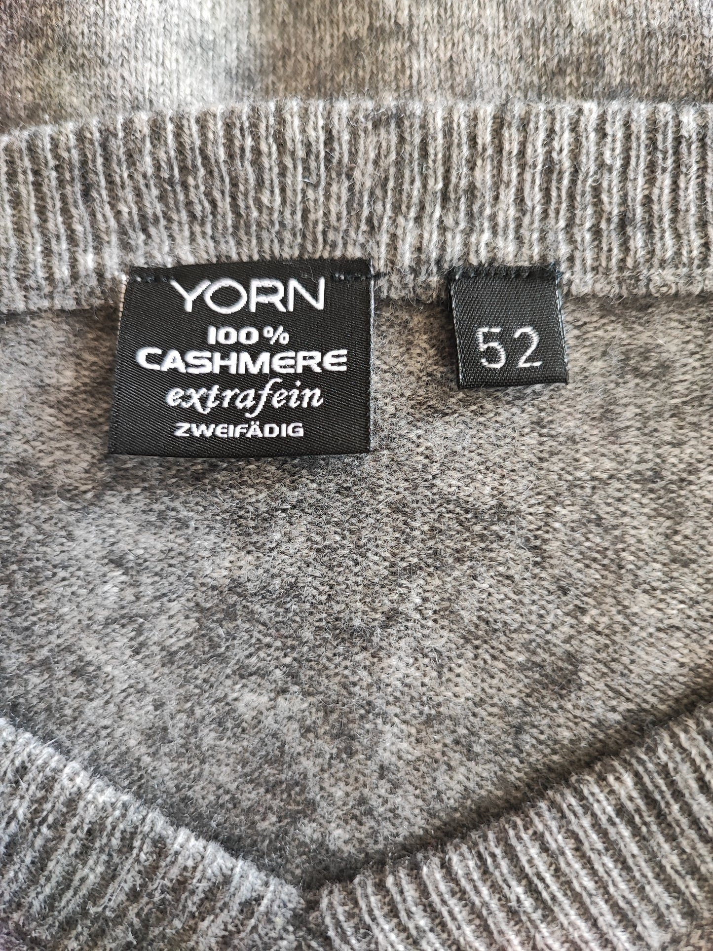 Pullover Kaschmir grau Gr. M/L / Modell 31