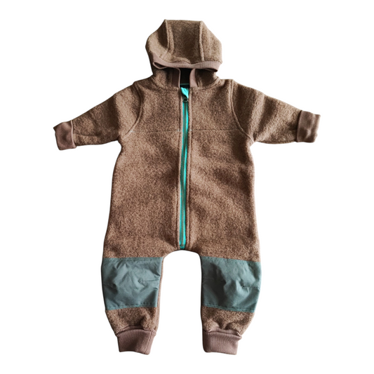 Woll-Fleece Overall braun mit Patches